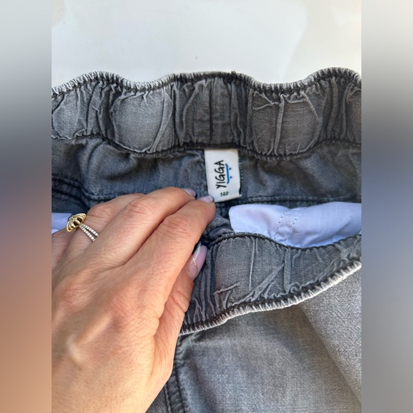 Gray shorts /10 boy - Picture 3 of 4